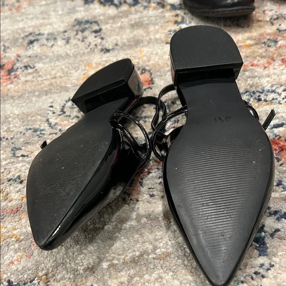 Steve Madden Black Point Toe Patent Leather Flats - Picture 3 of 4